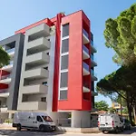 One Life Suites-2 By Interhome Apartment