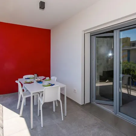One Life Suites-2 By Interhome Lägenhet